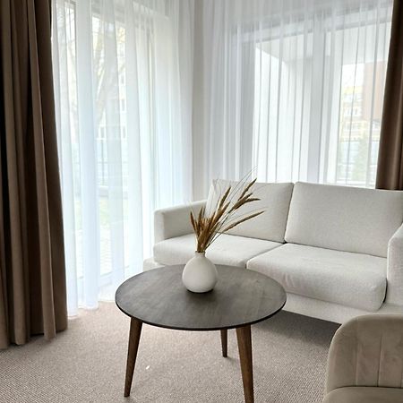 Izabeles Apartamentai Palanga Bagian luar foto