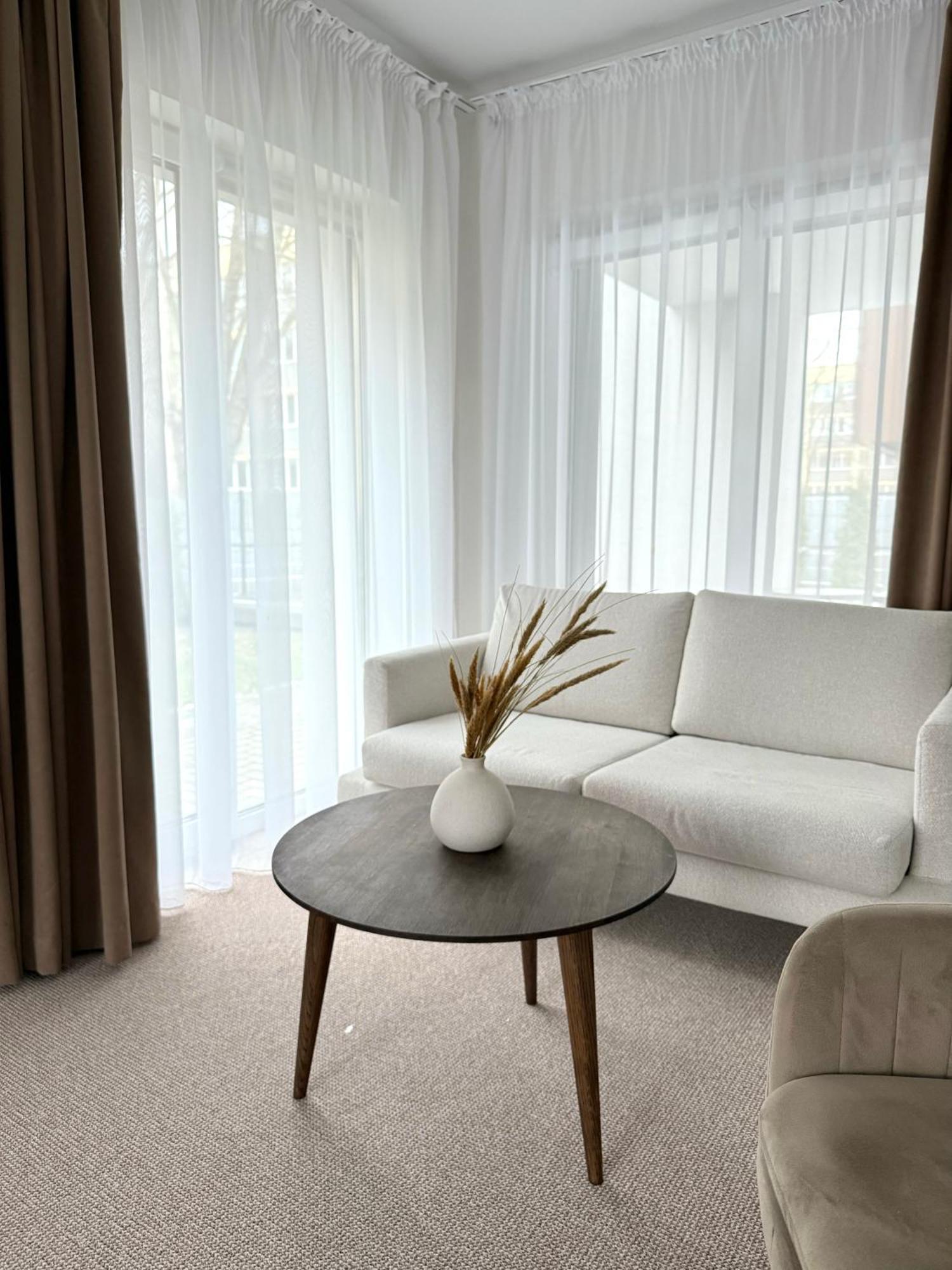 Izabeles Apartamentai Palanga Bagian luar foto